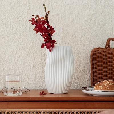 China Tabletop Vase MSH Exquisite Italian Ceramic Vase for Water-Raised Flower Arrangements for sale