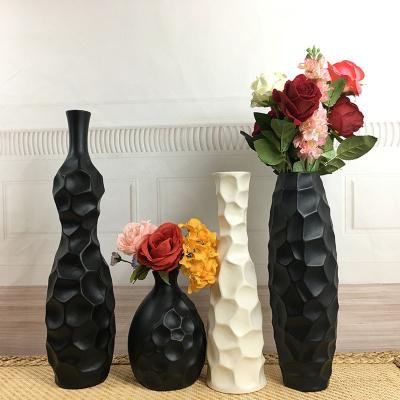 China Modern 16-Inch Slim White and Gray Matte Ceramic Flower Vase for Tabletop Decoration for sale