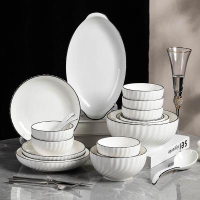 China Elegant Black Rim Ceramic White Porcelain Bowl Plate Set for Home Hotel Restaurant Includes Soup Dish Spoons for sale