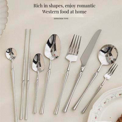 China 24pcs Gold Stainless Steel Flatware Set for Hotel Wedding Stocked Luxury Silverware for sale