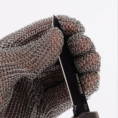 China Heavy duty u-safe brand cut and other brand stainless steel chain mesh welded comparison for sale