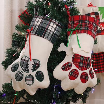 China Plush Fabrics Newcomer Personalized Christmas Decoration Ornaments Cute Cat Claw Christmas Socks Gift Box Large Size for sale