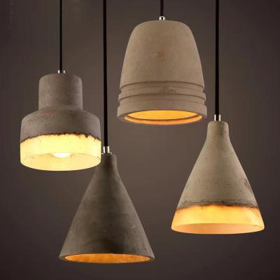 China Simple creative chandelier of personality bar pendant lamp retro lof style modern industrial restaurant designer lamps for sale