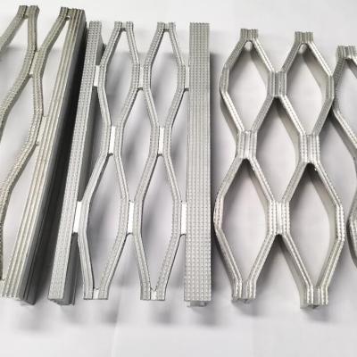 China Industrial Expanded Metal Grate Knurled Skid-Proof Expanded ALUMINUM Flooring Panels for sale