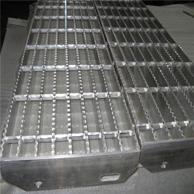 China School Hot Sale Galvanized Single Steel Stair Tread / Aluminum Ladder Tread for sale