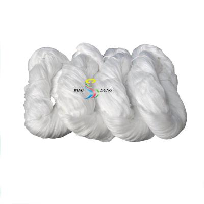 China 100% Sustainable Polyester Yarn Spun Raw White 50.3 40.2 In Skeins for sale