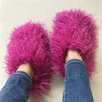 China Fashion Trend 2022 Hot Sale New Designer fur slippers Flat Fluffy  Long Hair Sheep Mongolian Fur Slippers  Fuzzy Fur Slides for women for sale