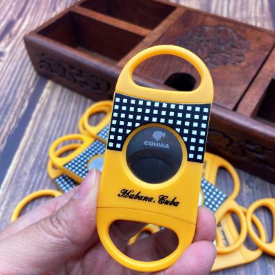 China Sharp Cigar Cutter Travel Cigar Cutter Tool Pocket Cigars Guillotine / Cigar Stainless Steel Cigarette Scissors Yellow Blade for sale