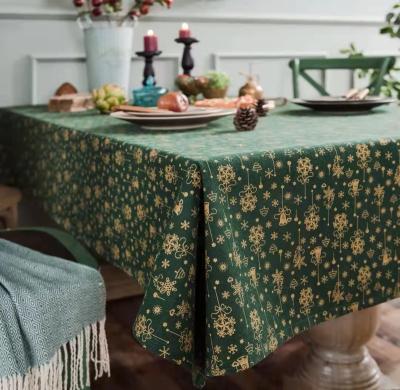 China Home Decor Wrinkle Proof Green Anti Wind-Bell Waterproof Home Decor Gilt Printed Rectangular Table Cloth for sale