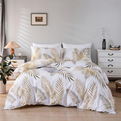 China Anti Allergy Warm Gold Stamping On Amazon 100% Polyester Bedding Sheet Bedding Set for sale