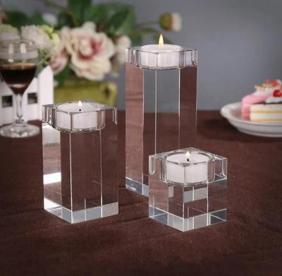 China Home Decoration Dining Table Transparent Crystal Candlestick Solid Candle Holders for sale