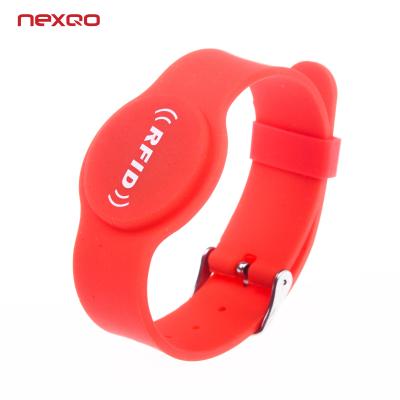 China Waterproof / Waterproof Passive NFC Wristband RFID Silicone Hand Wristband for sale