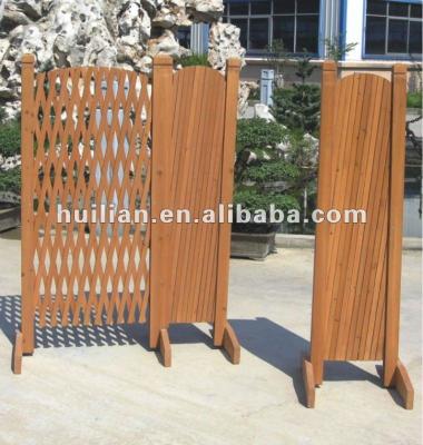 China Easily Assembled HL086 Expansion Wooden Fence With Brackets for sale