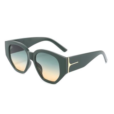 China 2021 New European and American Irregular T-Word Sunglasses Fashion Trend Luxury Retro Sunglasses for sale