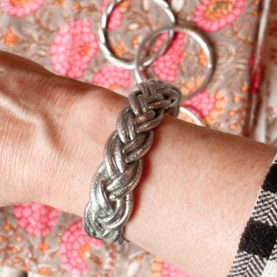 China High quality silver braided buddha bracelet for sale