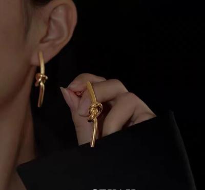 China CE FASHIONABLE knot earrings18K gold plated earrings rope knot 18K gold plated earrings for sale