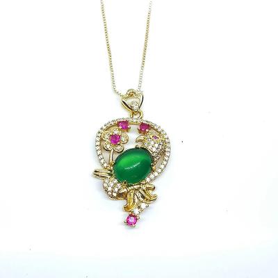 China FASHIONABLE Emerald Gold Plated Inlaid Chalcedony Magpie Bird Love Oriental Tour Temperament Ladies Pendant Necklace for sale