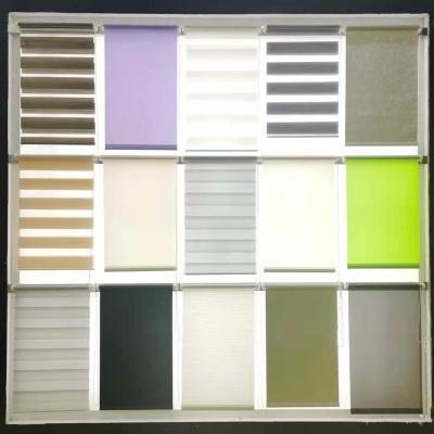 China New Design Window Shade Blackout Sunscreen Roller Shade Anti-UV Solar Cloth for sale