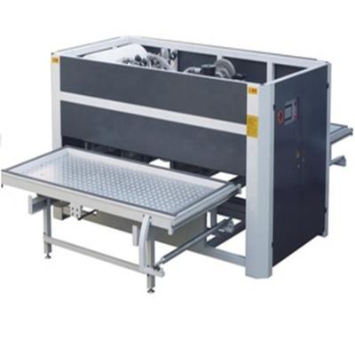 China machinery & Hot Plastic Material Transfer Paste And Veneer PVC Vacuum Machine for sale