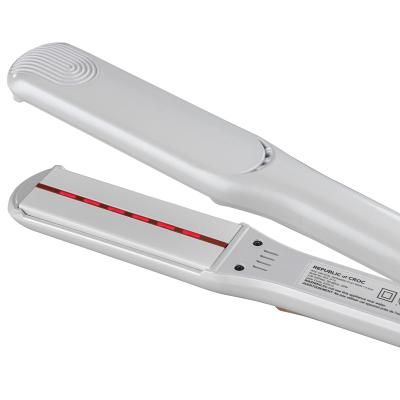 China Quickly Diamond Ceramic Coated Heating Super Heat Wide Flat Iron Infrared Hair Fast Flat Iron Hair Straightener for sale