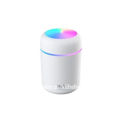 China Mini Aromatherapy Humidifier 2020 Portable Cool Mist Humidifier USB Desktop Mist Light Humidifier Air Humidifiers for sale