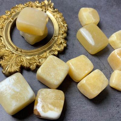 China Europe Natural Crystal Polished Yellow Jade Cube Tumbles Chakra Quartz Stone Healing Decoration Gifts for sale