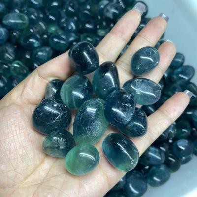 China Wholesale Europe natural blue fluorite crystal tumble fengshui healing folk crafts reiki DIY stone stone for sale