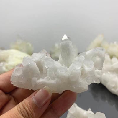 China Europe Crystal Quartz Group Natural Fengshui Maditation Healing Birthday Gifts for sale