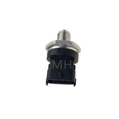 China RENAULT TRUCKS Auto Parts Fuel High Pressure Rail Sensor 7701048994 For RENAULT TRUCKS for sale