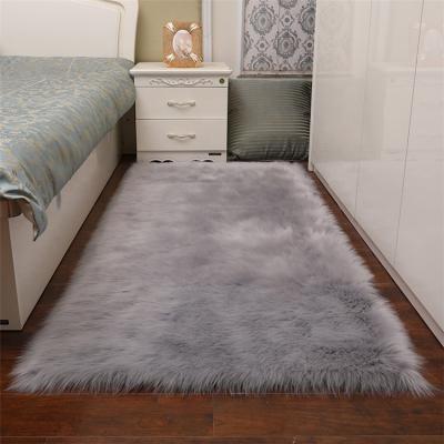 China Stain Resistant Sheep Kin Plush Rug Faux Fur Carpet Living Room Fur White OPP Bag Hot Selling 100% Polyester Machine Made Silk Rug Hand Made for sale