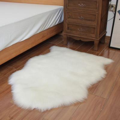 China Anti-Corrosion Modern Household Bedroom Soft Sheep Skin Shaggy Faux Rattan Fur Blanket for sale