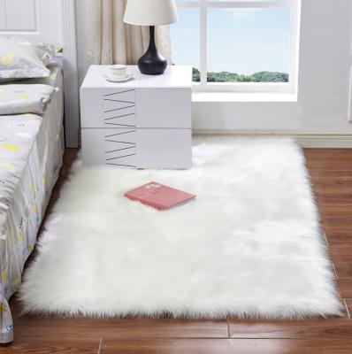 China Eco-friendly.anti-slip fluffy skin sheep rug Customized Animal Skin Fur Sheepskin Faux Fur Area Rug for sale