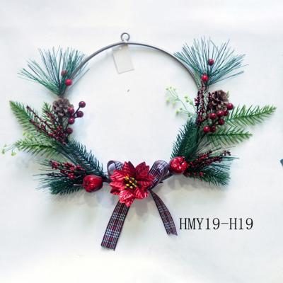 China Christmas Decorations 2020 Hot Sale Artificial Blue Berry Holly Christmas Wreath For Christmas Decoration for sale