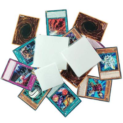 China Ideal quadrado dos PP Matte Clear Card Sleeves 73x73mm para competiam à venda