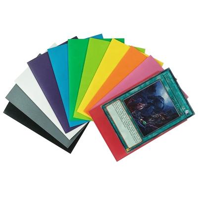 Chine 2.4x3.5 avance la garde petit à petit Wholesale Funda Cartas Yugioh de carte de collection à vendre