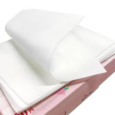 China Sustainable Easy To Use Dryer Sheets Laundry Softener Natural Formula Reduces Static Softener Drier Sheets for sale