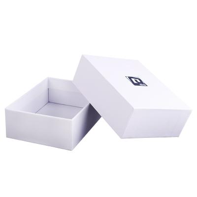 China Recyclable Custom Logo Printing Cardboard Box Luxury Hard Paper Packaging White Gift Box for sale