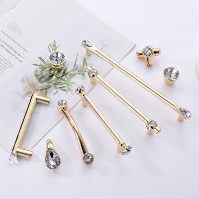 China Wholesale Contemporary Zamak Crystal Furniture Hardware Drawer Wardrobe Handles Cabinet Polished Finish Handle Cupboard Pull for sale