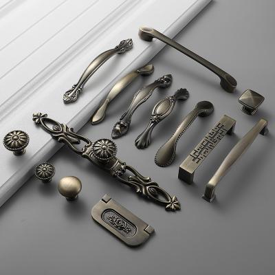 China New Arrivals Contemporary Classic Swept Glass Hardware Drawer Dresser Wardrobe Cabinet Handle Cupboard Door Handle Hardware Pull for sale