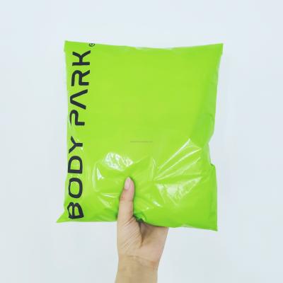 China Biodegradable Custom Shipping Bag Wholesale Recycled Ads Green Poly Messenger Bag for sale