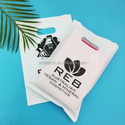 China Free Sample Plastic Poly Pvc Tote Shopping Bag Recyclable With Die Cut Handle for sale