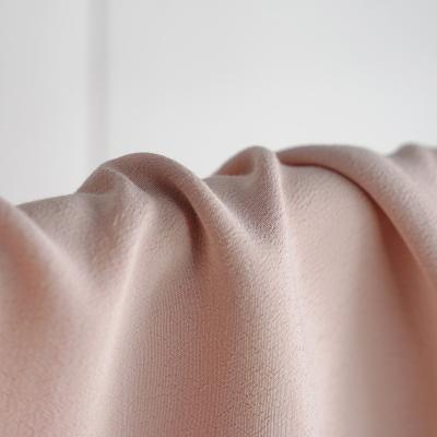 China Viable factory price no moq reday rayon fabric top A grade rayon crepe bulk fabric for dress for sale