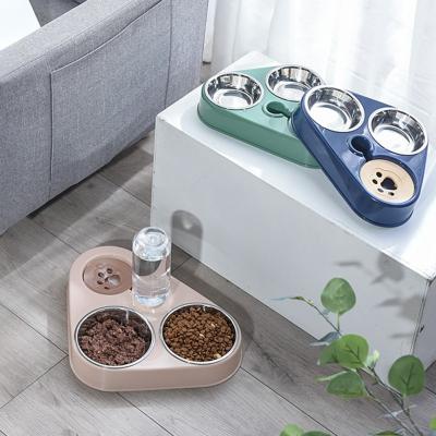 China Sustainable Automatic Cat Food Pet Dog Bowl Pet Drinking Bowls And Feeders With Holder 500ml Water Bottle for sale