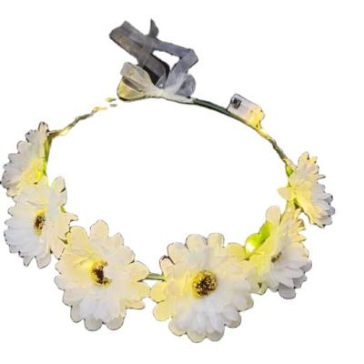 China Realistic Adjustable Led Garland Lights Crown Headband with Ribbon for Wedding Ceremony Party Festival for sale