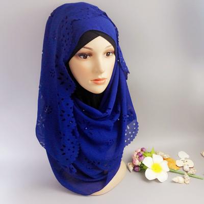 China Simple Wholesale Sequin And Foil Long Scarf Women Muslim Hijab for sale