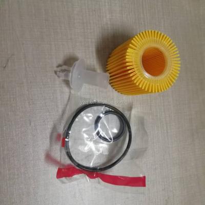 China Car Engine Oil Filter For RAV4 04152-B1010 Standard Size for sale