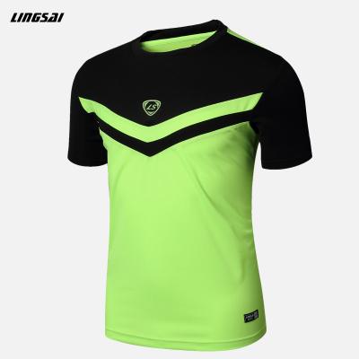 China Custom Quick Dry Anti-pilling China Polyester Cotton DREAM SPORT Green And Black Silk Screen Printing T-Shirt for sale