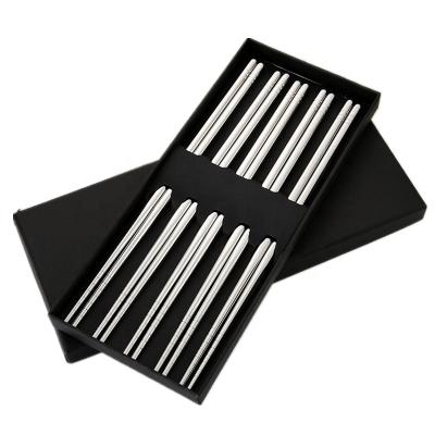 China Wholesale Viable 5 Pairs Reusable Silver Metal 304 Stainless Steel Chopsticks Chopsticks With Box Gift Set for sale