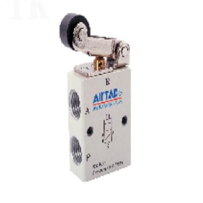 China Machinery Repair Shops AirTAC 3/2 Way S3 Series Control Valve for sale