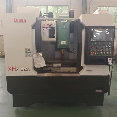 China XH7132A VERTICAL Machinery Repair Shops CNC MACHINING CENTER Linear Guide Way VMC500 for sale